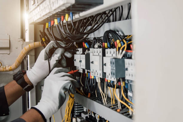  Garnet, CA Electrician Pros